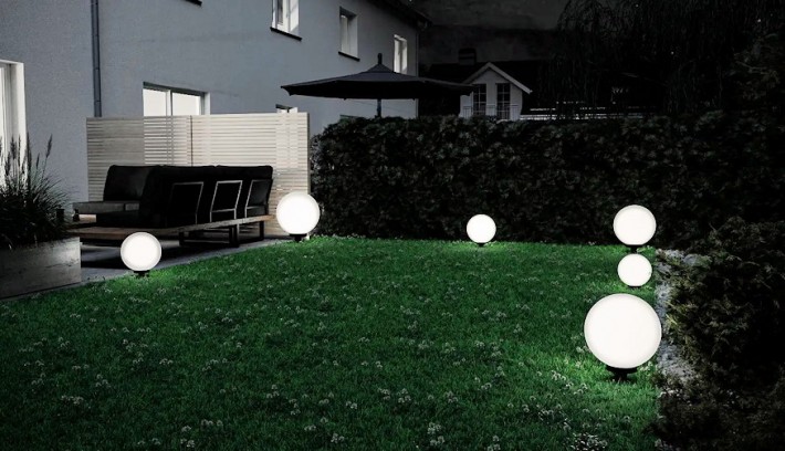 feny a kertben telen is 02